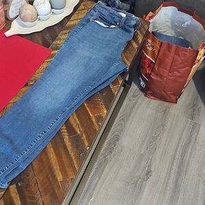 Universal Thread Blue Denim Jeans